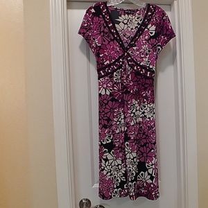 Dress with tie waist